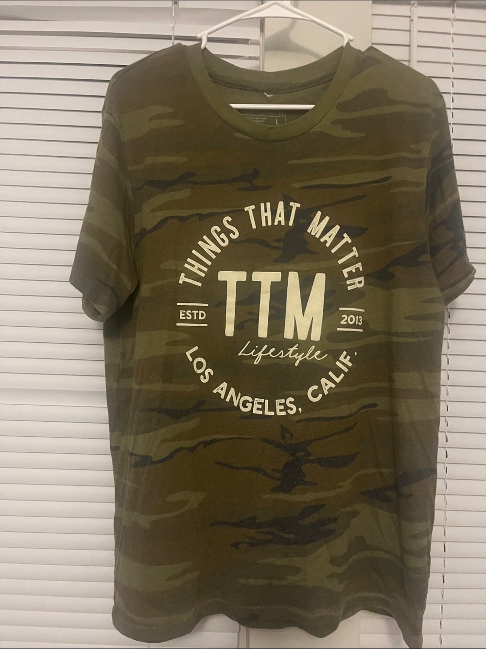 Camo things that matter Tshirt